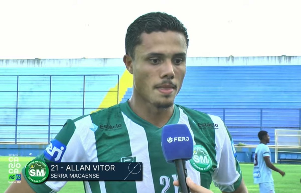 Ex-goleiro-da-base-do-Vasco-virou-atacante-no-meio-de Ex-goleiro da base do Vasco virou atacante no meio de um jogo pelo Serra Macaense