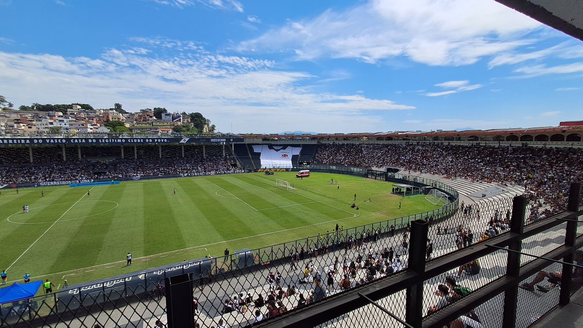 Feminino-Sao-Januario-recebe-um-pouco-mais-de-8-mil Feminino: São Januário recebe um pouco mais de 8 mil torcedores para Vasco x Itabirito