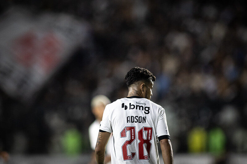 Adson: 'Fizemos o que o professor pediu'