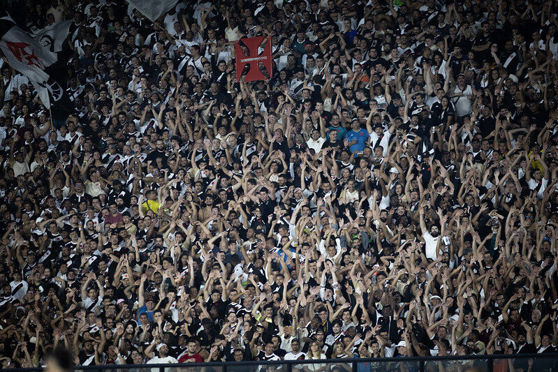 Após o empate contra o Remo, torcedores puxam: 'É guerra'