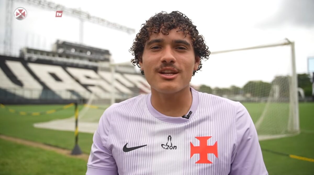 Goleiro do Vasco, Phillipe Gabriel, é elogiado por jornal espanhol