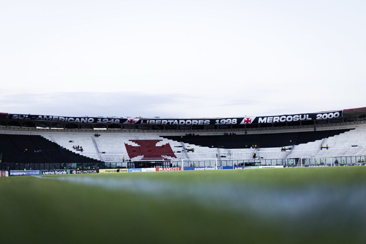 Policiamento é reforçado em São Januário para Vasco x Corinthians