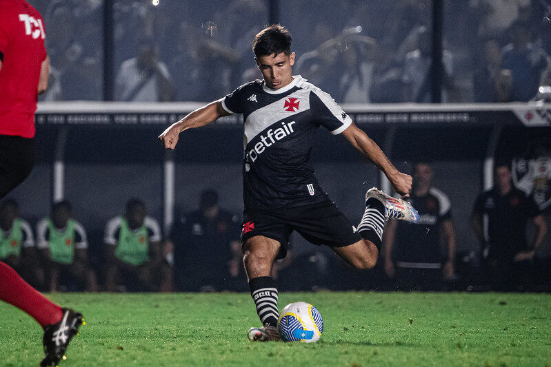 Relembre a última vitória do Vasco sobre o Corinthians; vídeo