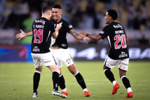 Richarlyson: 'Os jogadores do Vasco não entenderam a importância...'