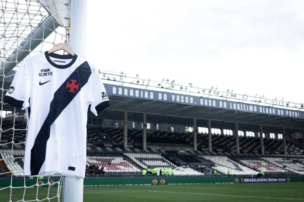 Vasco decide uniforme que jogará contra o Botafogo