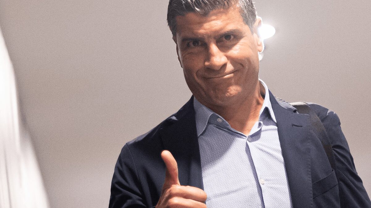 Vasco embarca para enfrentar o São Paulo pelo Brasileiro 2026; vídeo