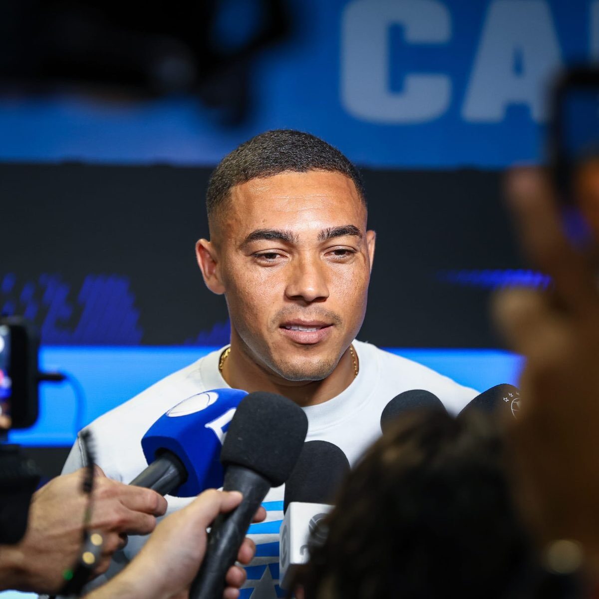 Vasco procurou o staff de Carlos Vinícius; atacante tem 33 gols e 3 assistências em 66 jogos pelo Grêmio